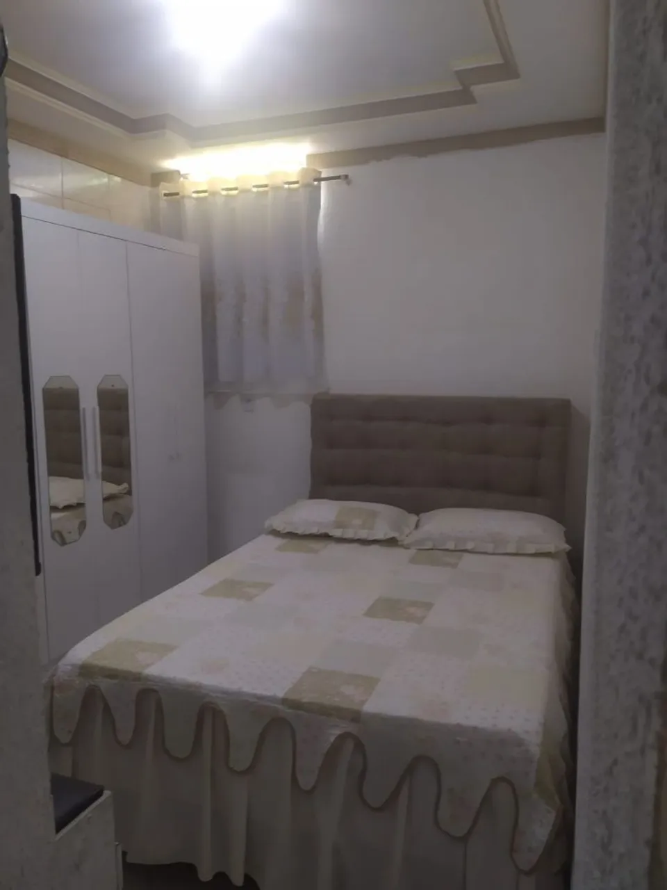 Aluguel de quartos rosa elze
