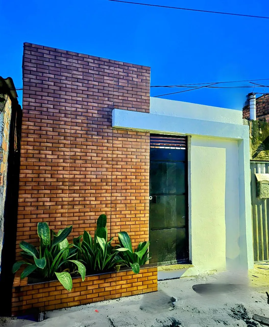 Casa a venda boa localização 