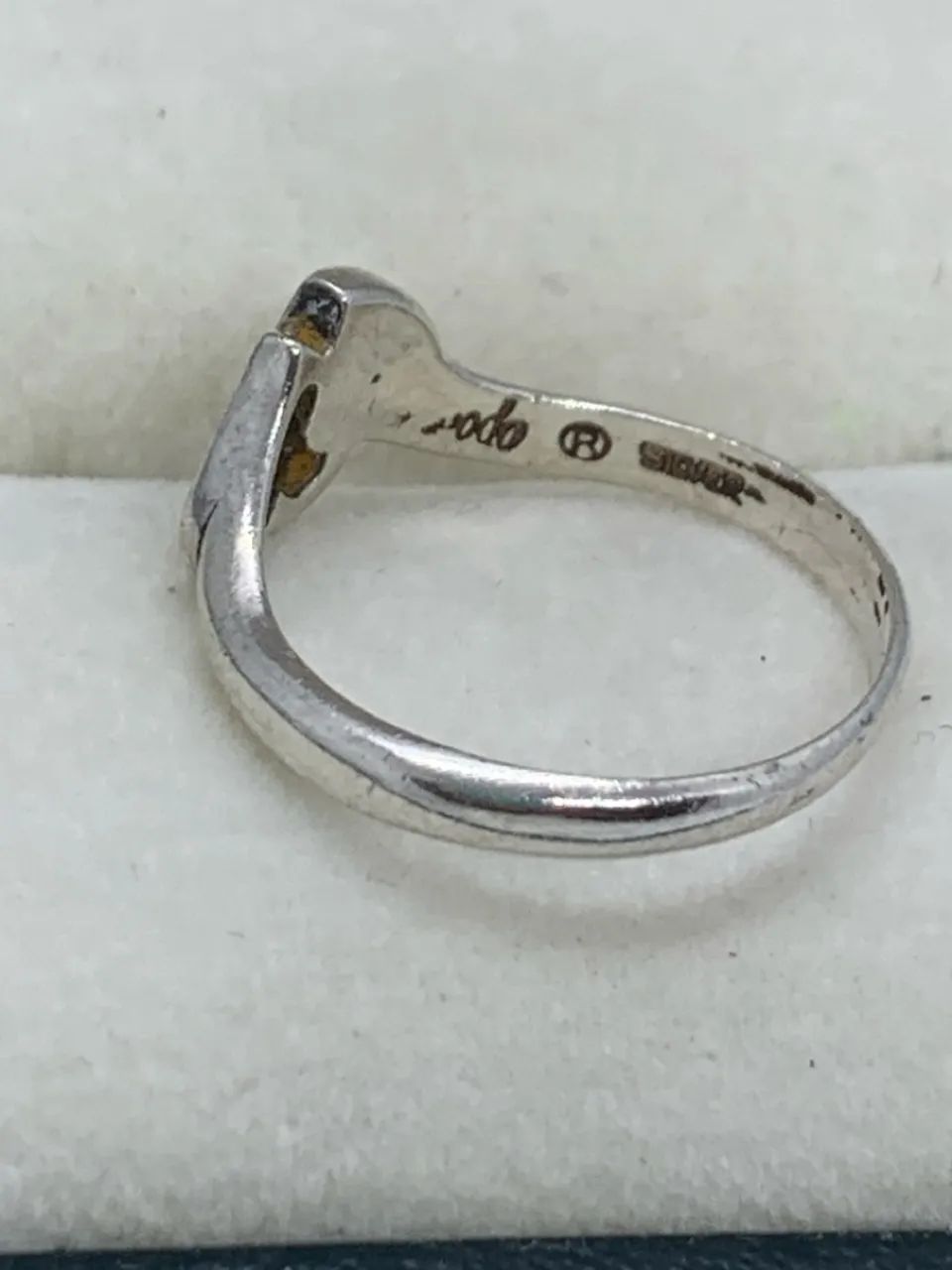 lindo anel de prata com corações - Foto 3