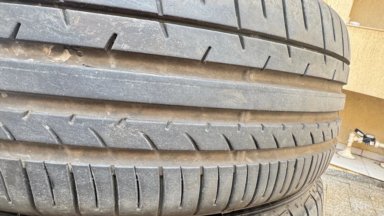 Pneu Dunlop 225/45 Runflat - Foto 4