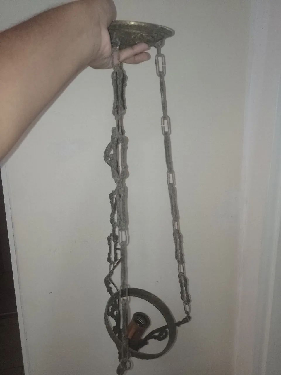 Lustre de metal  - Foto 2