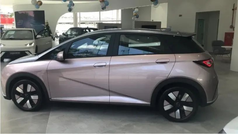BYD DOLPHIN HATCHBACK PLUS 2025 - Foto 5