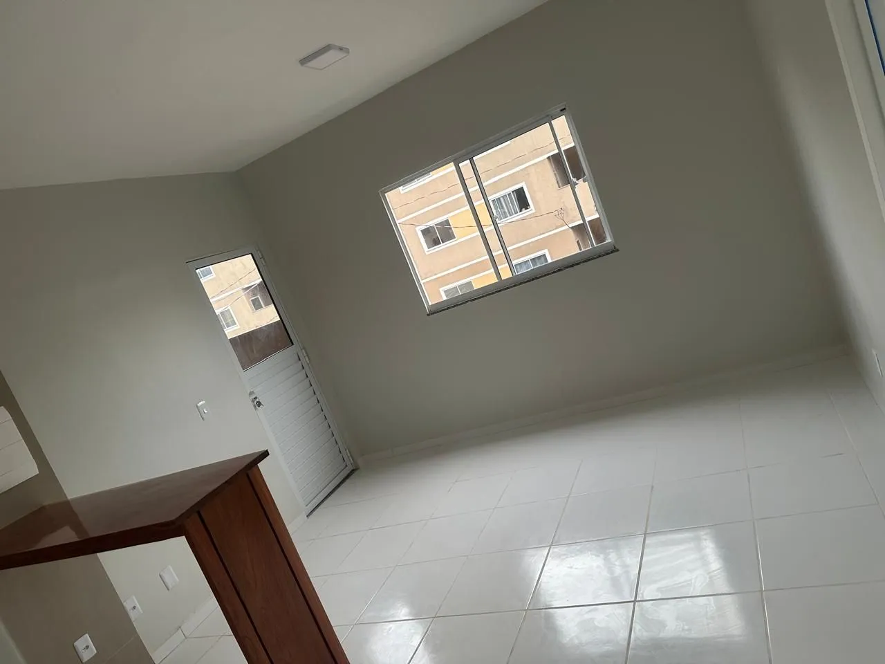 Alugo apartamento novo 1 locador