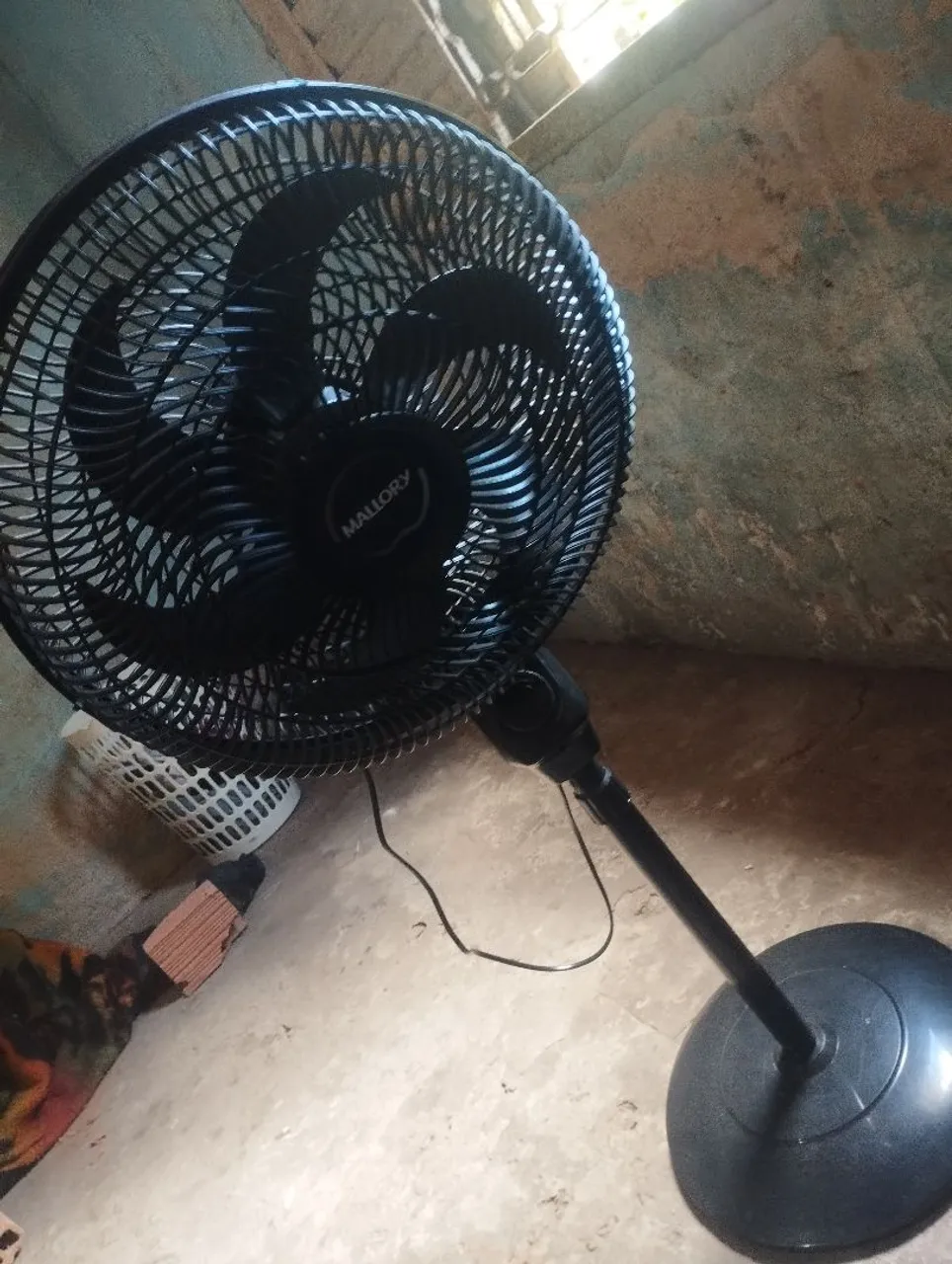 Ventilador de coluna Mallory