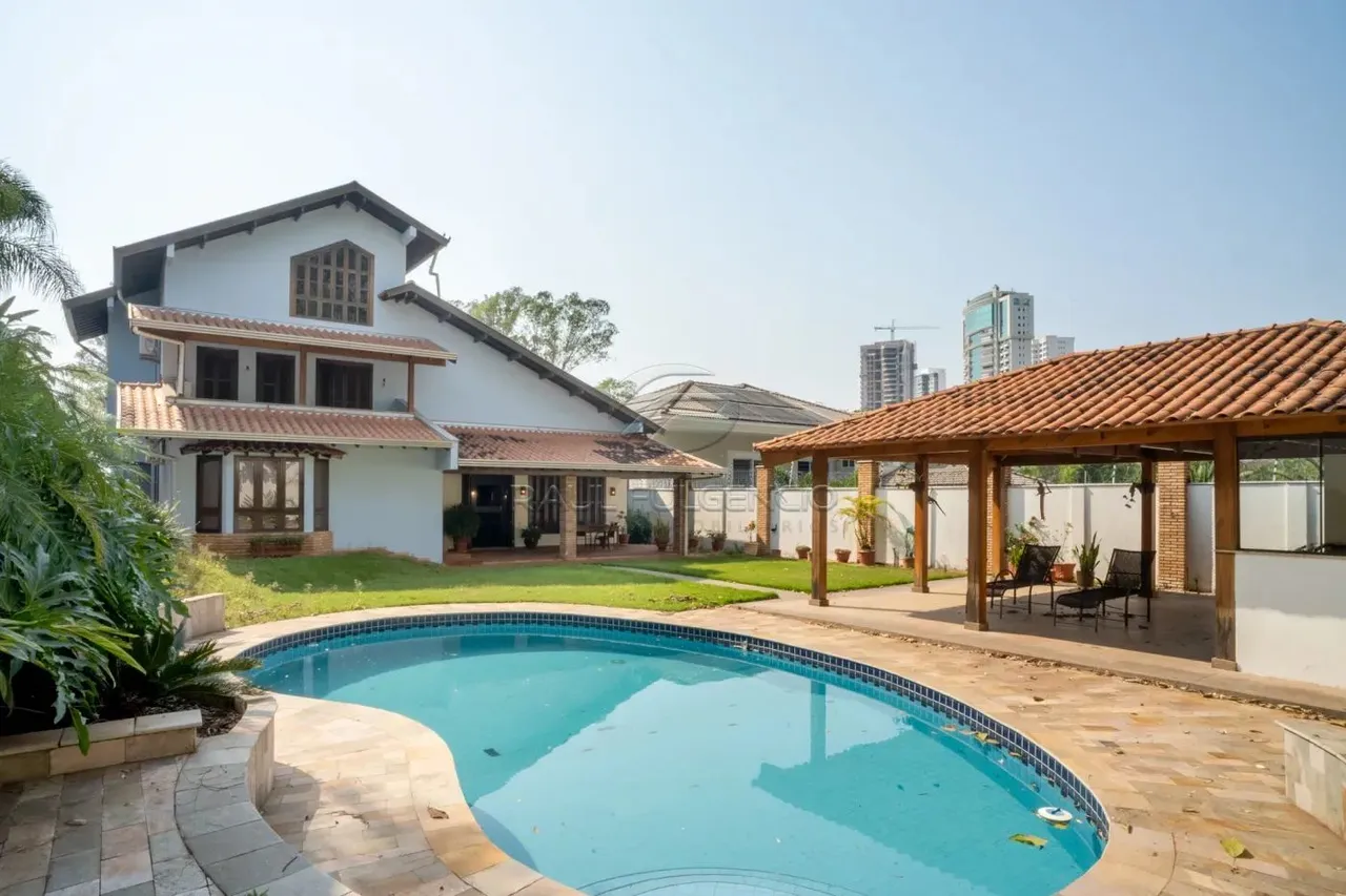 Venda de Casas / Sobrado na cidade de Londrina