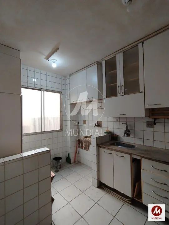 Apartamento (tipo - padrao) 2 dormitórios, cozinha planejada, em condomínio fechado - Foto 3