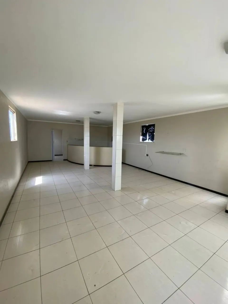 Prédio Comercial à Venda  Versatilidade, Espaço e Localização Estratégica - Itabaiana/SE - Foto 4