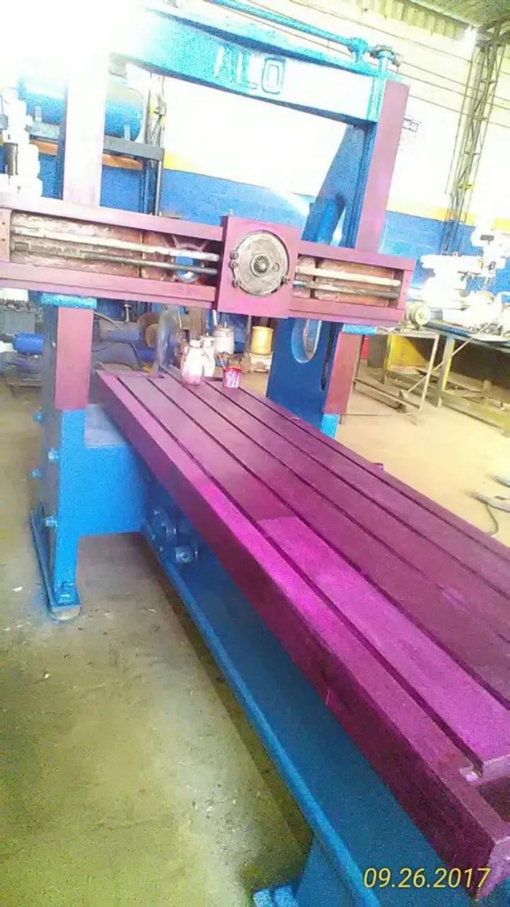 Plaina de mesa industrial fresa furadeira usinagem