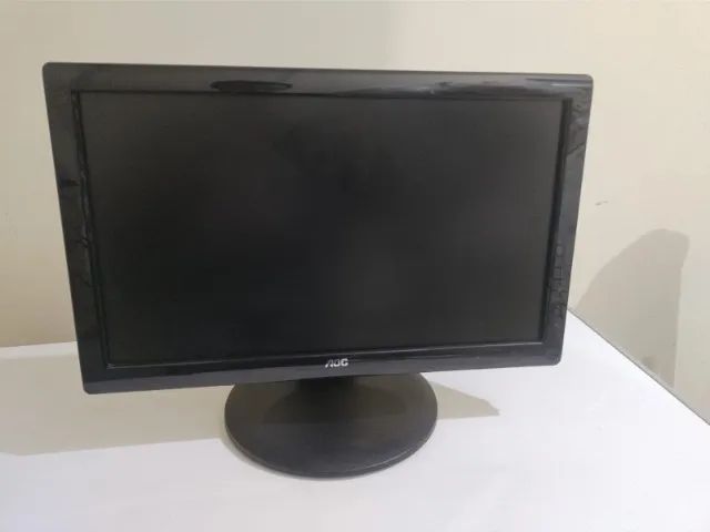 Monitor 20" Polegadas Widescreen AOC 2036VA(VGA/DVI) Base Giratória