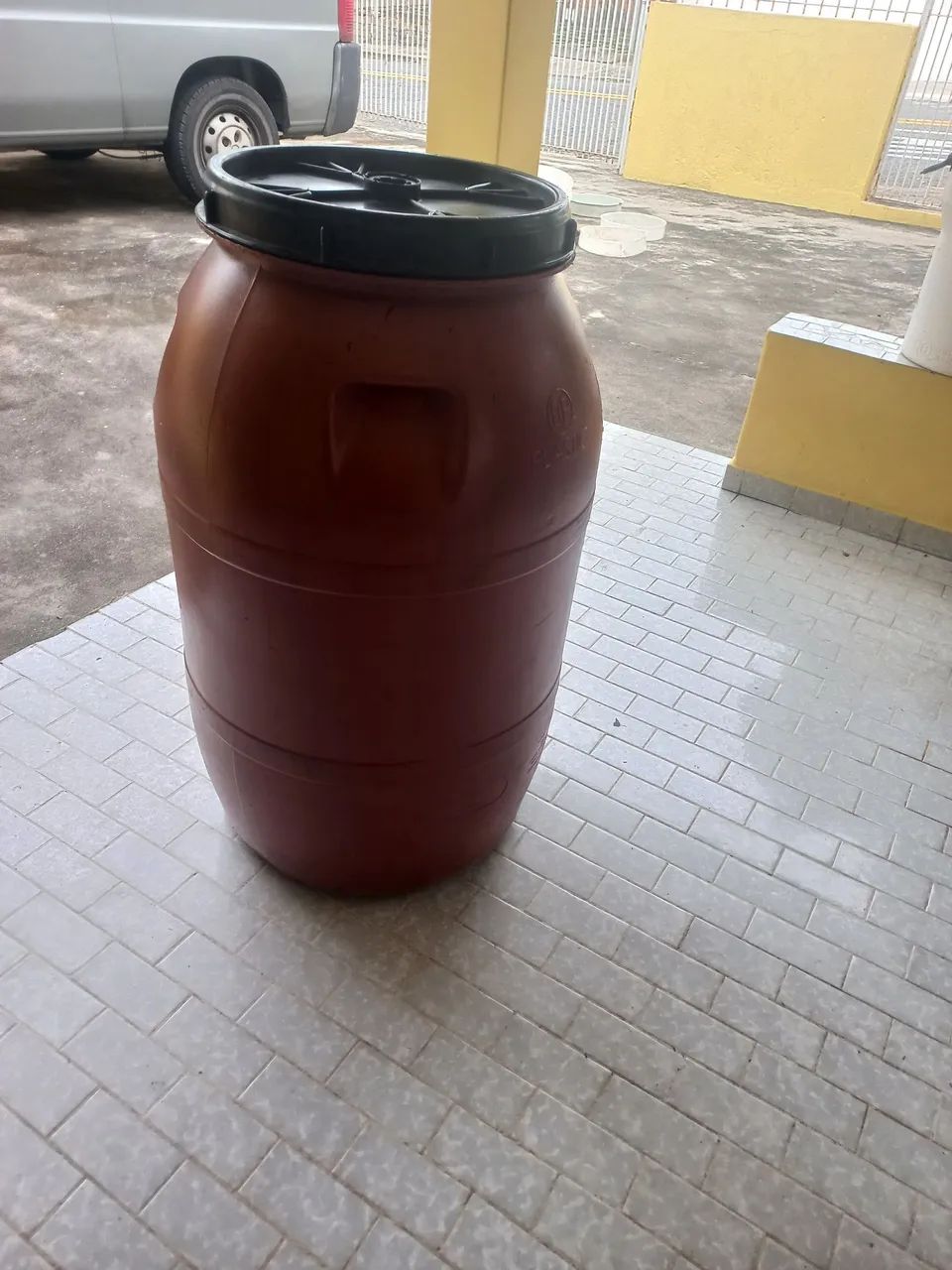 Bombona de plástico 260L - Foto 4