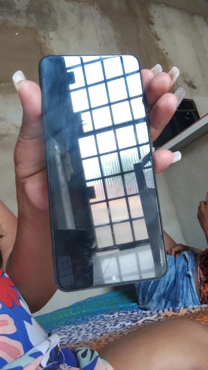 Vendo um celular