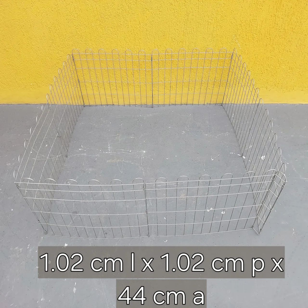 Cercadinho para filhotes - 1,02m x 1,02m x 44cm - Foto 4