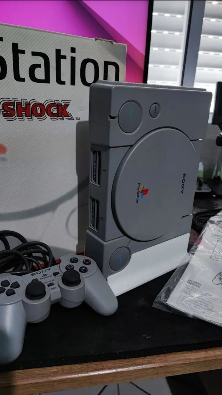 PlayStation 1 - Console Completo com Caixa e Manual - Foto 2