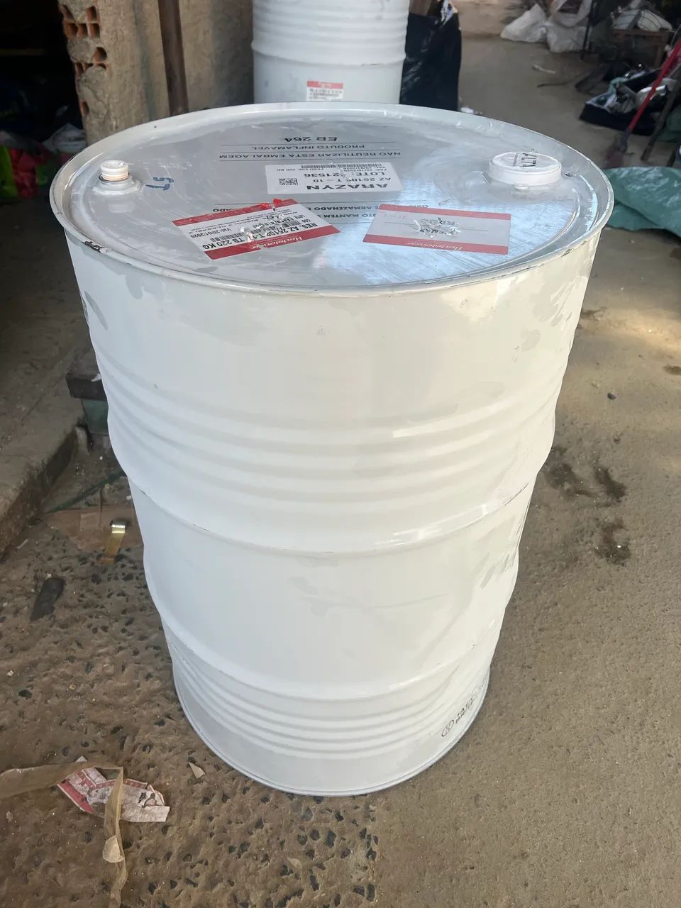 Tambor de ferro 200 litros