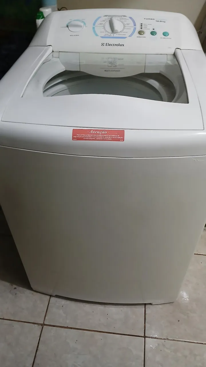 Máquina de Lavar Electrolux Turbo 12kg