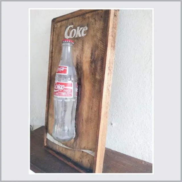 Quadro Decorativo com Garrafa de Coca-Cola - Estilo Retrô e Charme Único - Foto 4