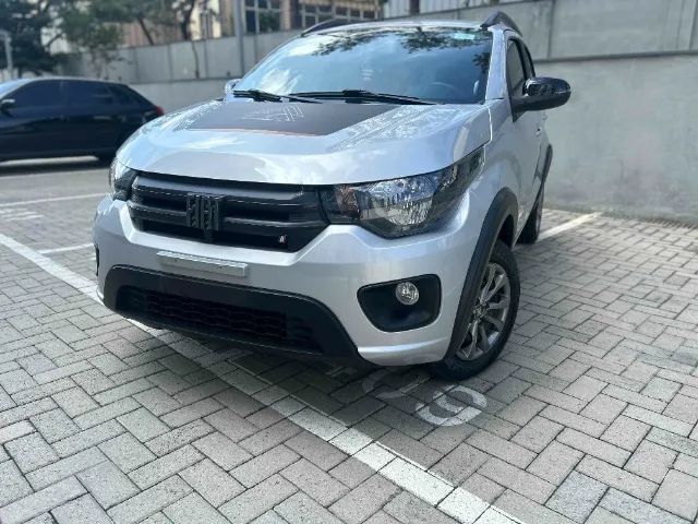 Fiat Mobi Trekking 1.0 Prata