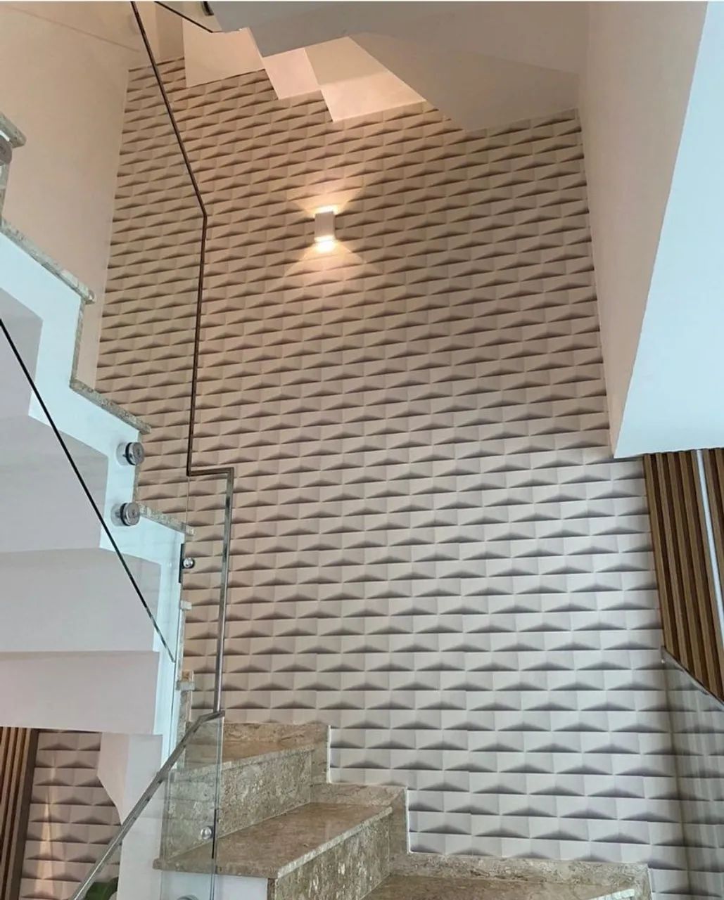 Instalação de papel de parede 