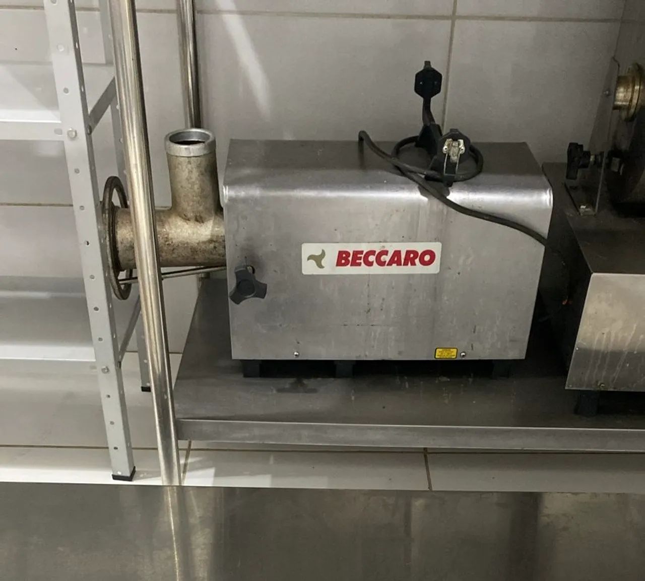 Vendo Moedor/picador de carne profissional BECCARO 22 