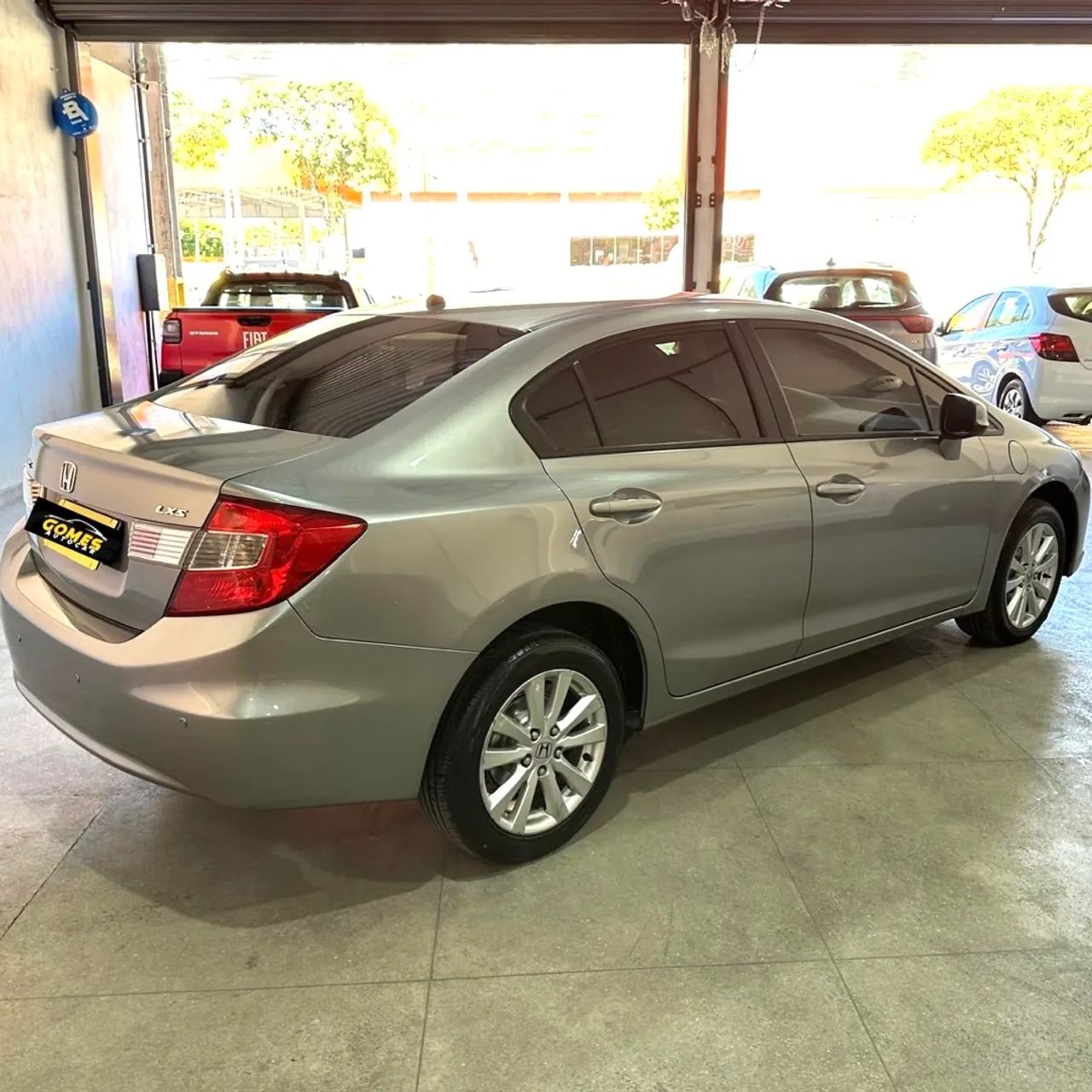 Honda Civic LXS 1.8 Automático 2014 - Pneus Novos - Foto 3