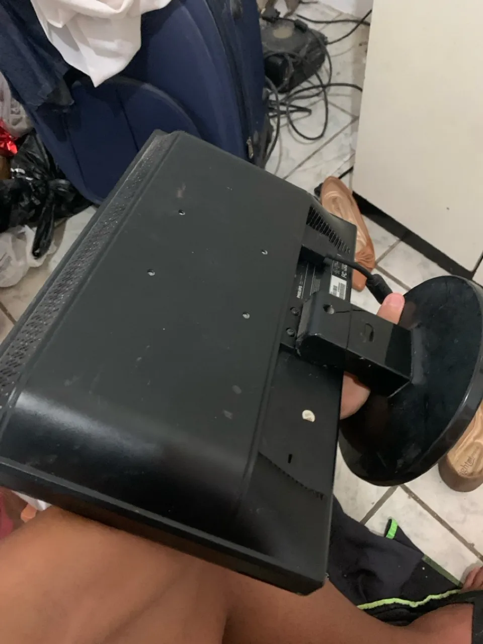 Monitor Philips para retirada de peças.