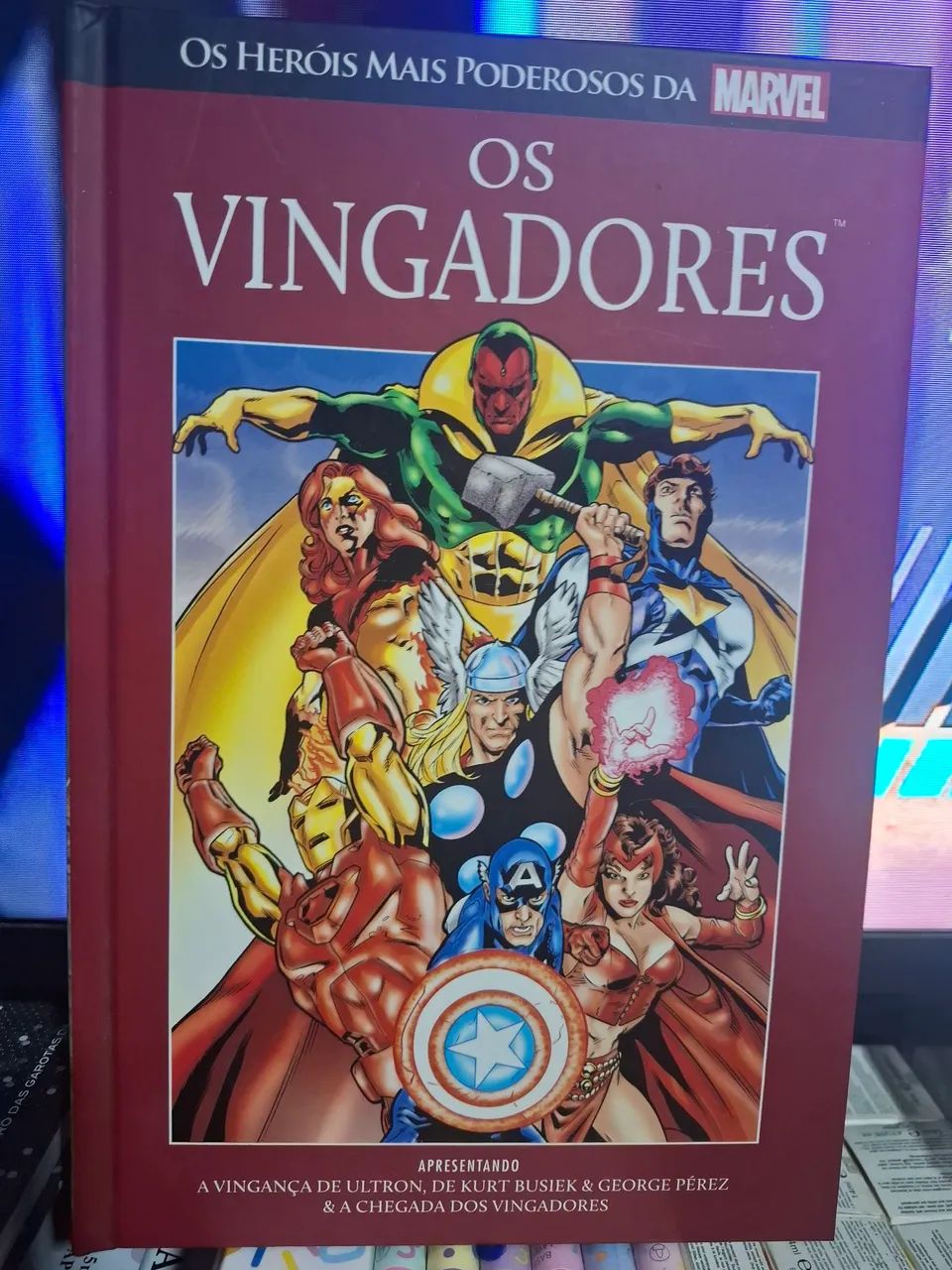 Graphic Novel Marvel Os Vingadores #1