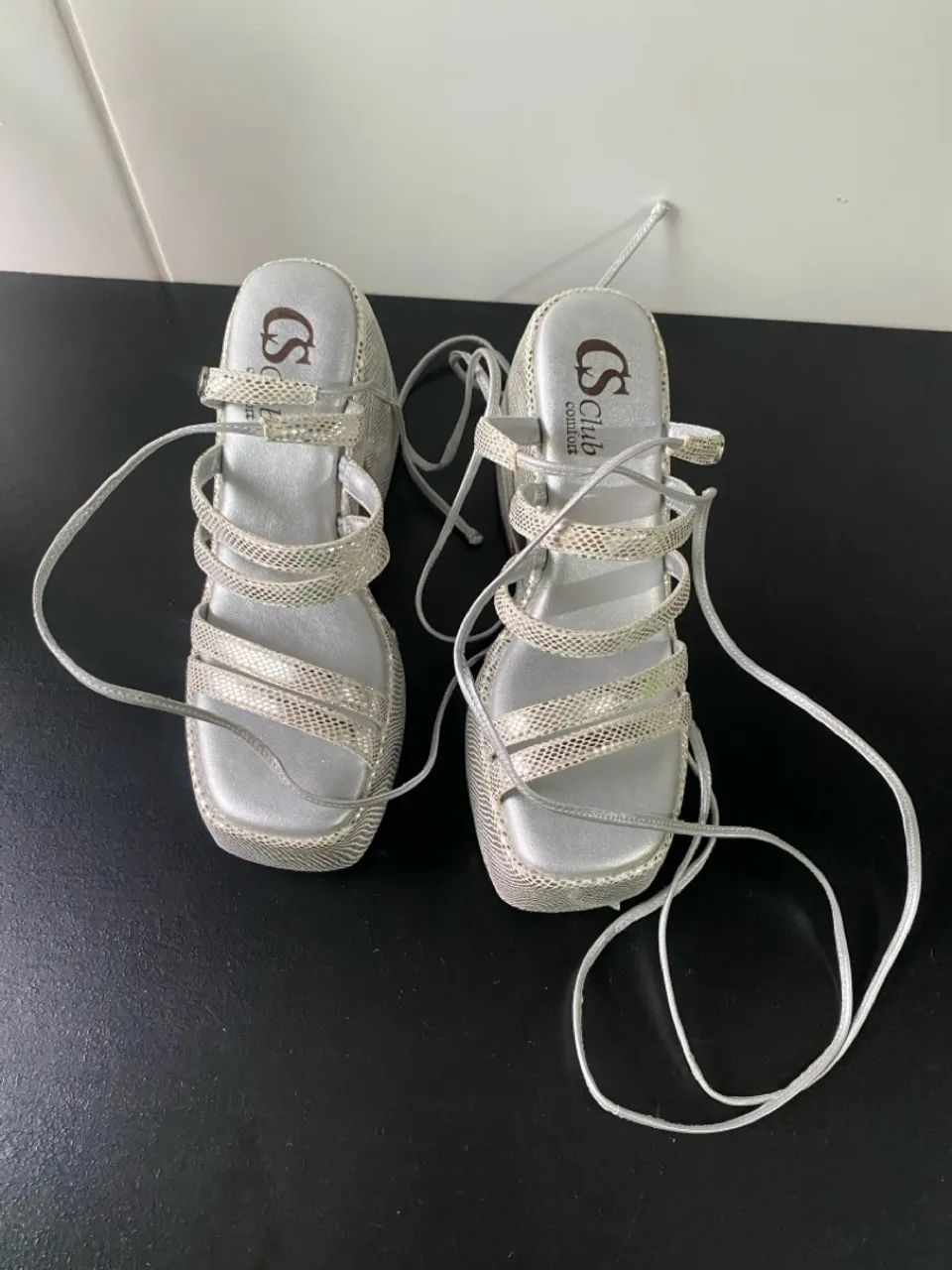 Sandália Carmen Steffens TAMANHO:36 (NUNCA USADA)