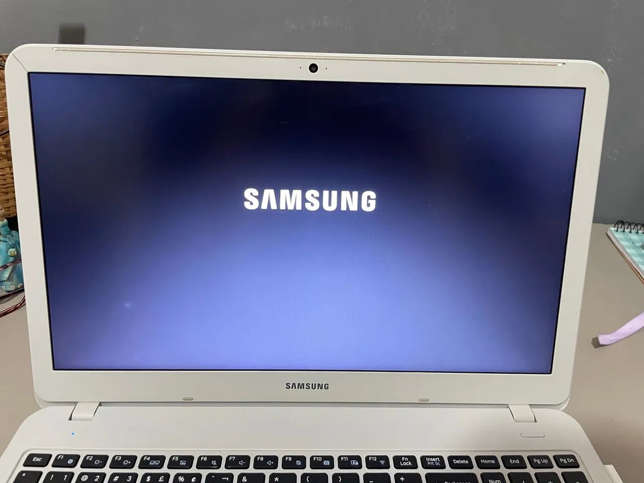 NOTEBOOK ESSENTIALS E30  - Foto 2