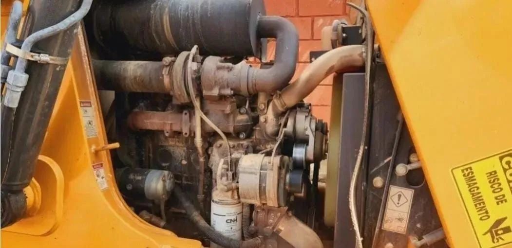 Retroescavadeira case 580n 2022 4x4 - Foto 5