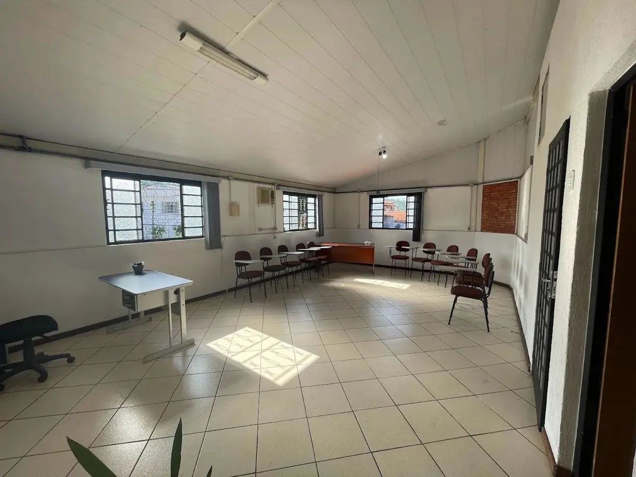 Imóvel para venda com 230 metros quadrados com 5 quartos em Frimisa - Santa Luzia - MG - Foto 4