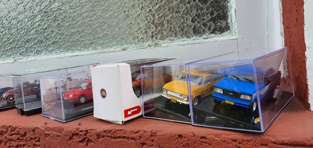 Picapes miniatura raras 1/43 - Foto 2