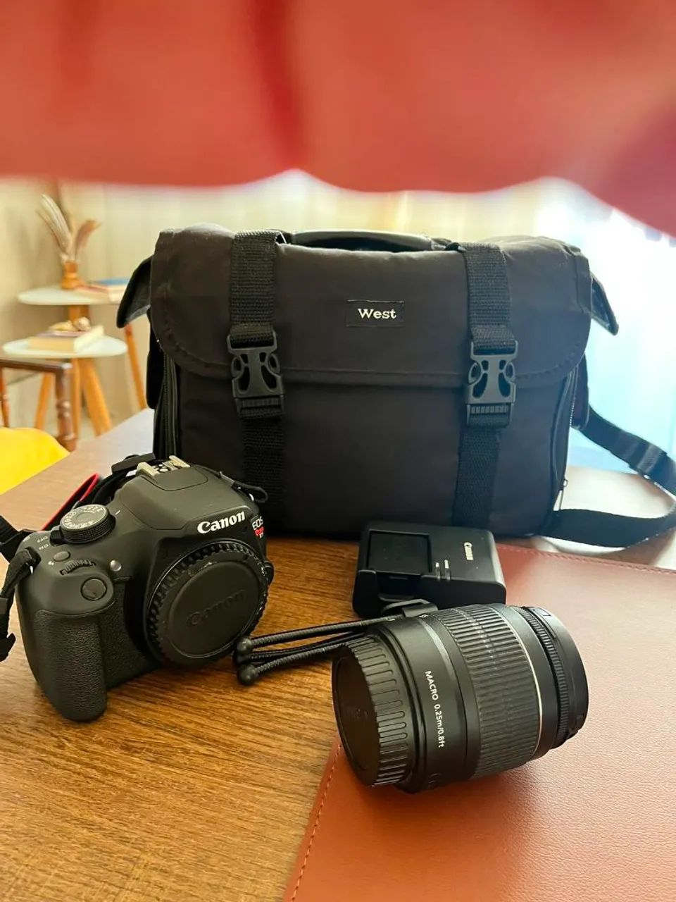 Camera Canon EOS Rebel T5