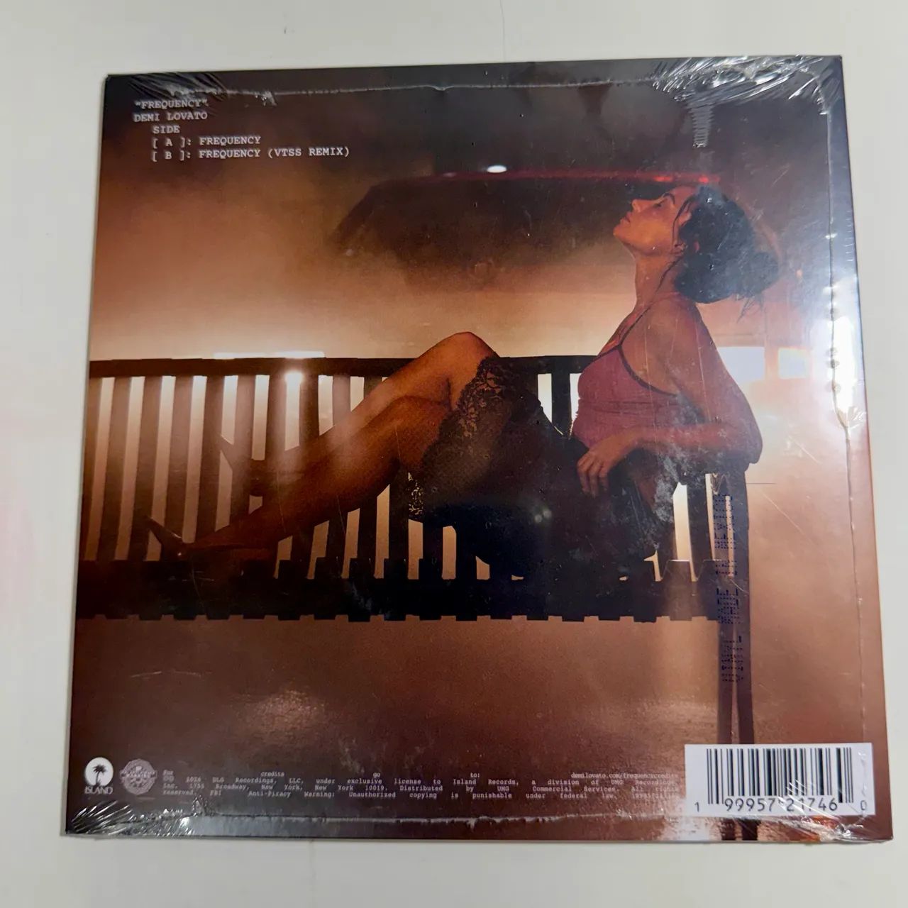 Demi Lovato - Frequency (7" vinyl) [RSD 2026] - Foto 2