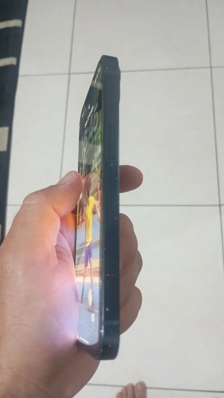 Vendo iphone 13 - Foto 3