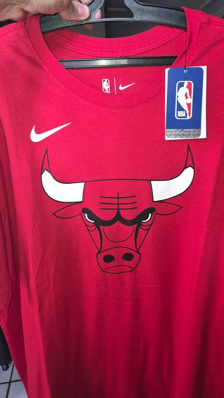 Camisa vermelha do bulls