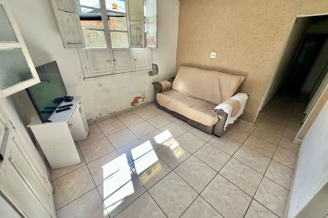 Casa à Venda - São Francisco, 3 Quartos, 600 m2 - Foto 2