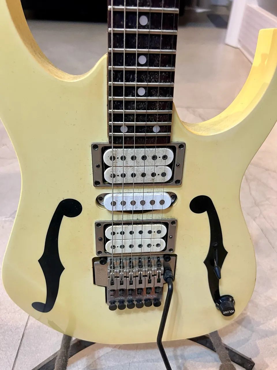 Ibanez PGM 30 Paul Gilbert Japonesa - Instrumentos musicais