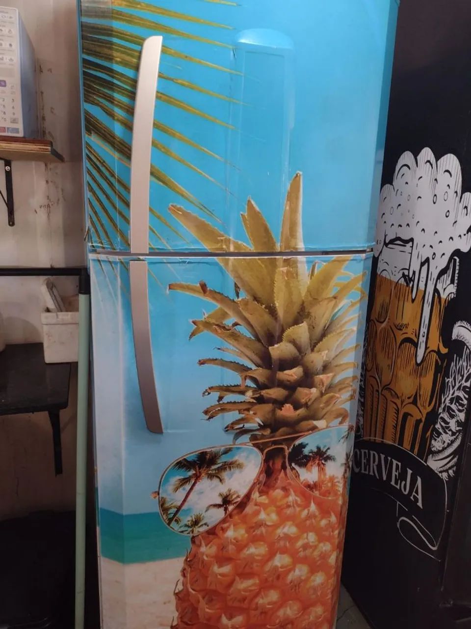 Cervejeira ,geladeira,cadeiras,fritadeira tudo a venda