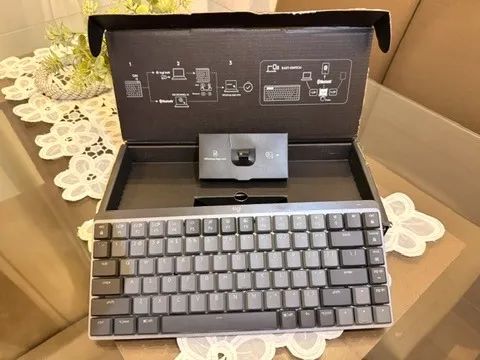 Teclado Mecanico Logitech MX Mechanical Mini - NOVO - Foto 2