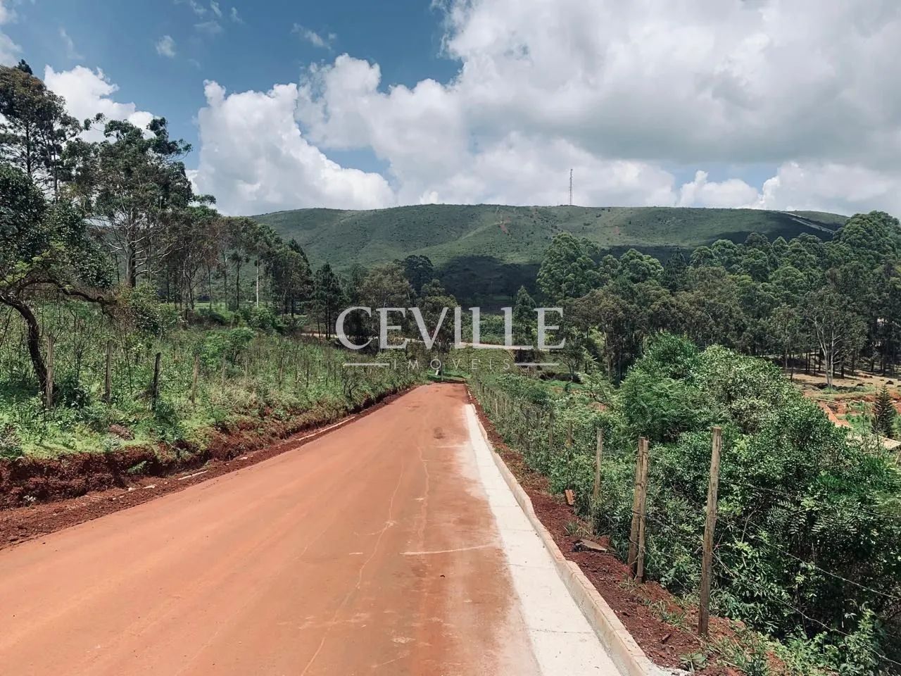 Lote a venda no Vale do Sol