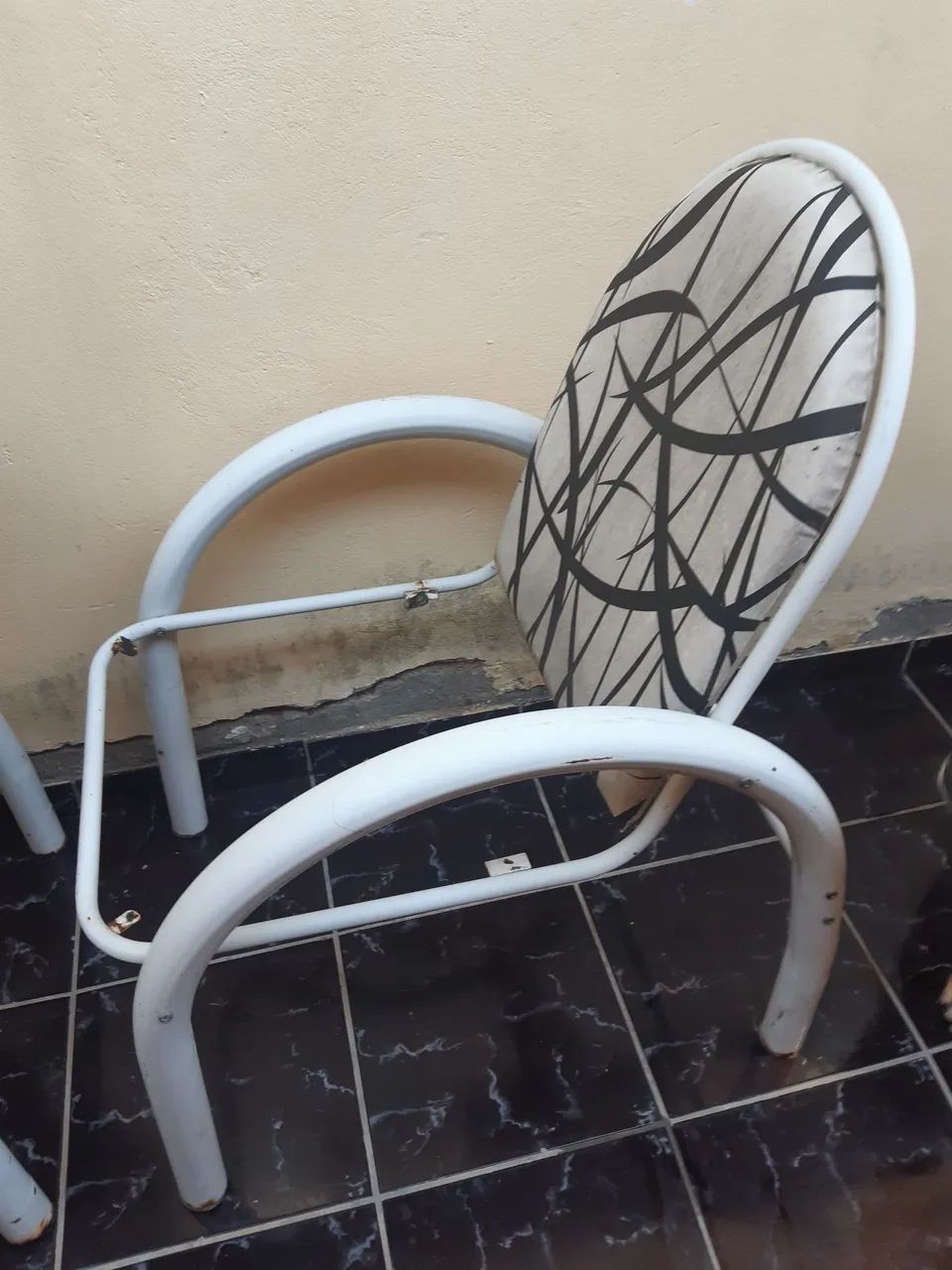Cadeiras para reformar - Foto 2