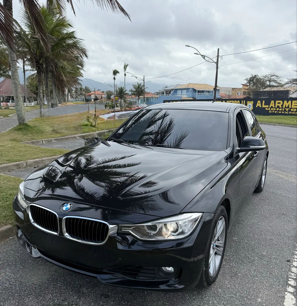BMW 320I 2014