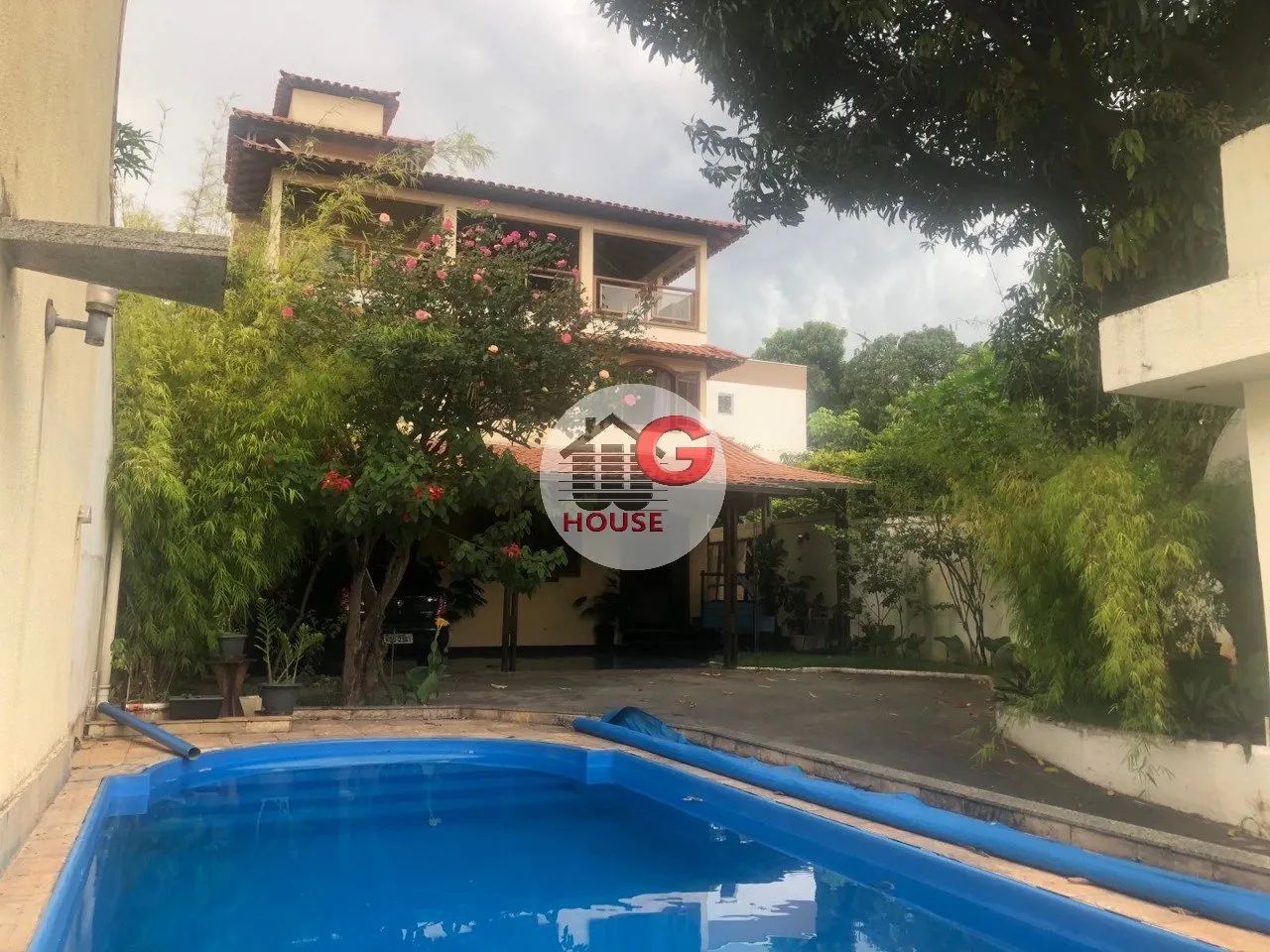 Casa mobiliada para alugar no Santa Amélia.