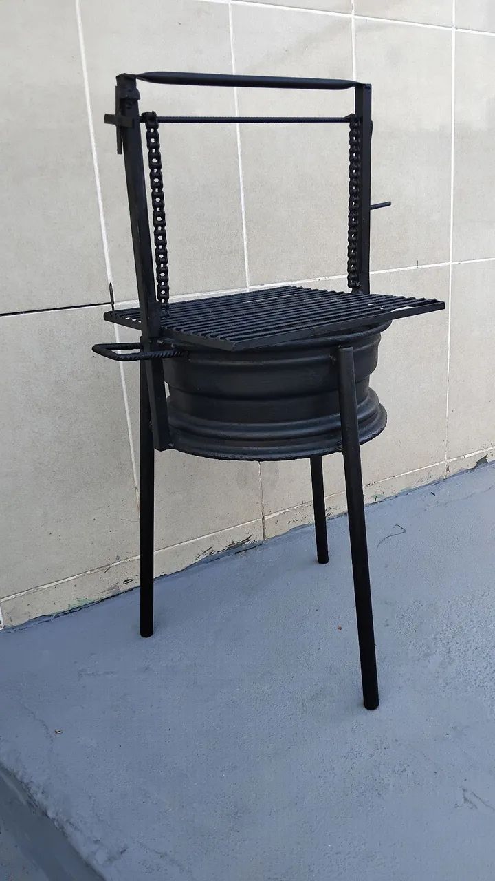 Churrasqueira aro 15" */Wallace. 