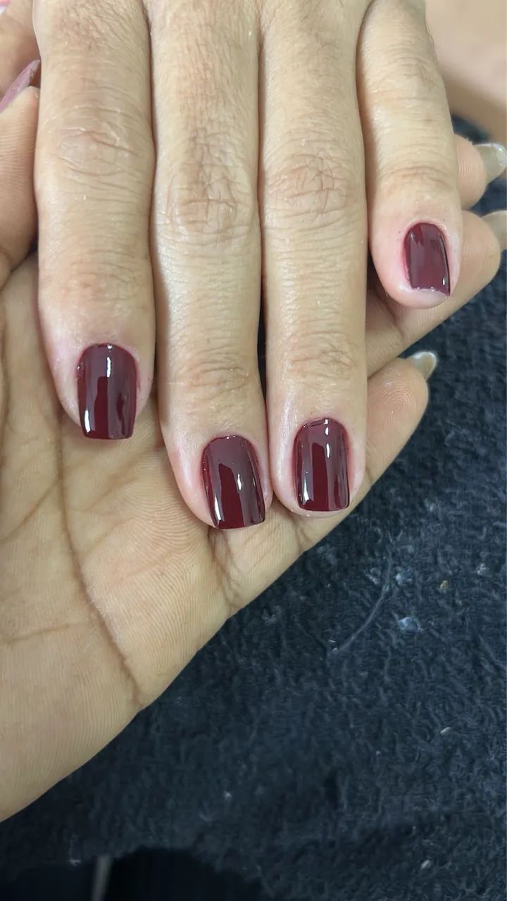 ? Estamos contratando manicure e pedicure  - Foto 2