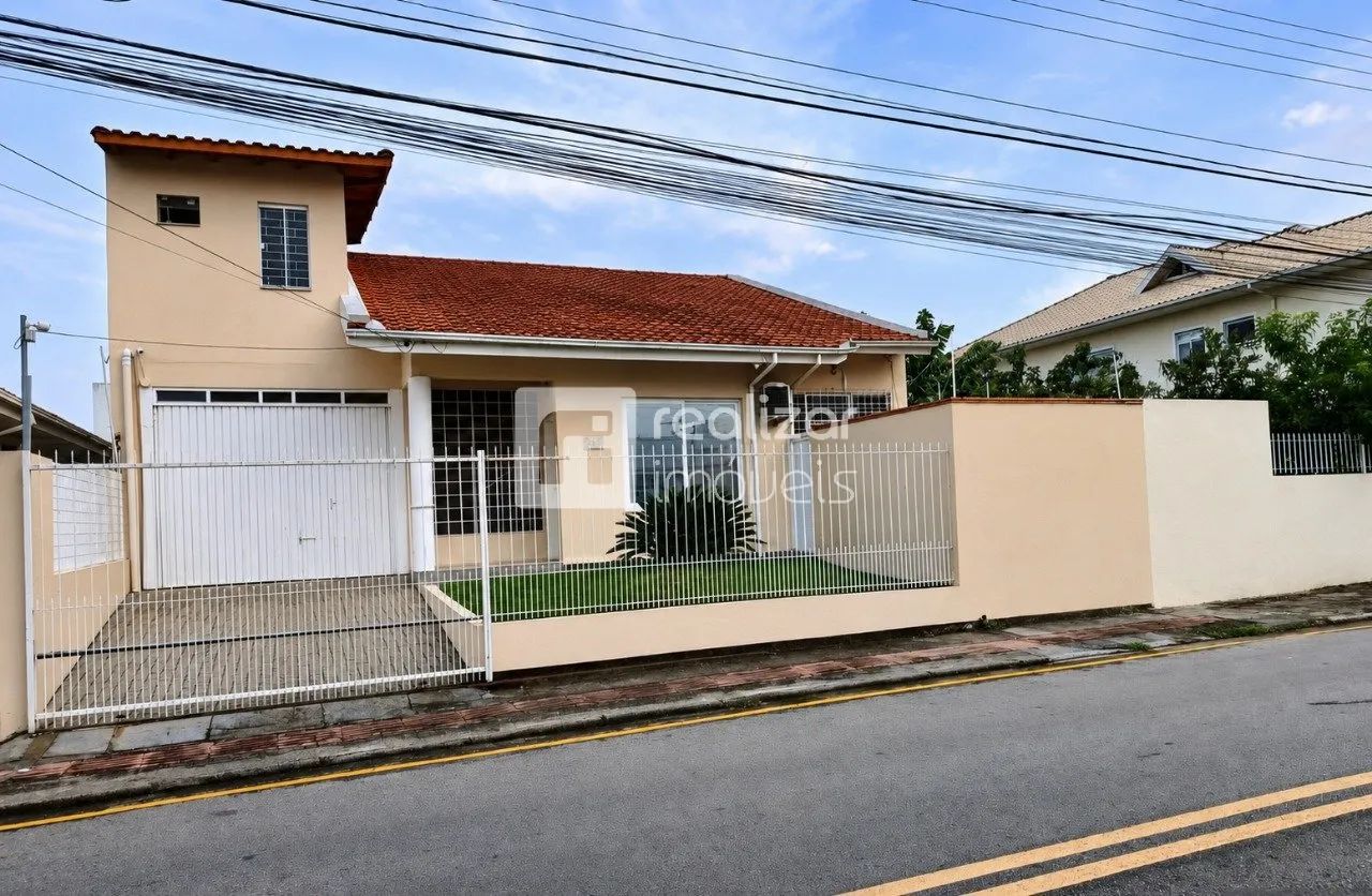 Casa Comercial e Residencial Bairro Ipiranga, São José/SC