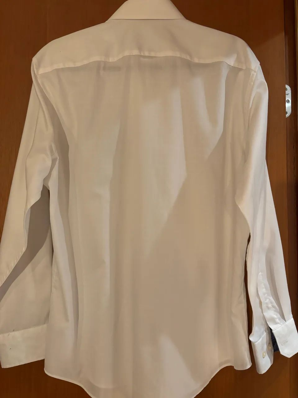 Camisa branca impecável importada! - Foto 4