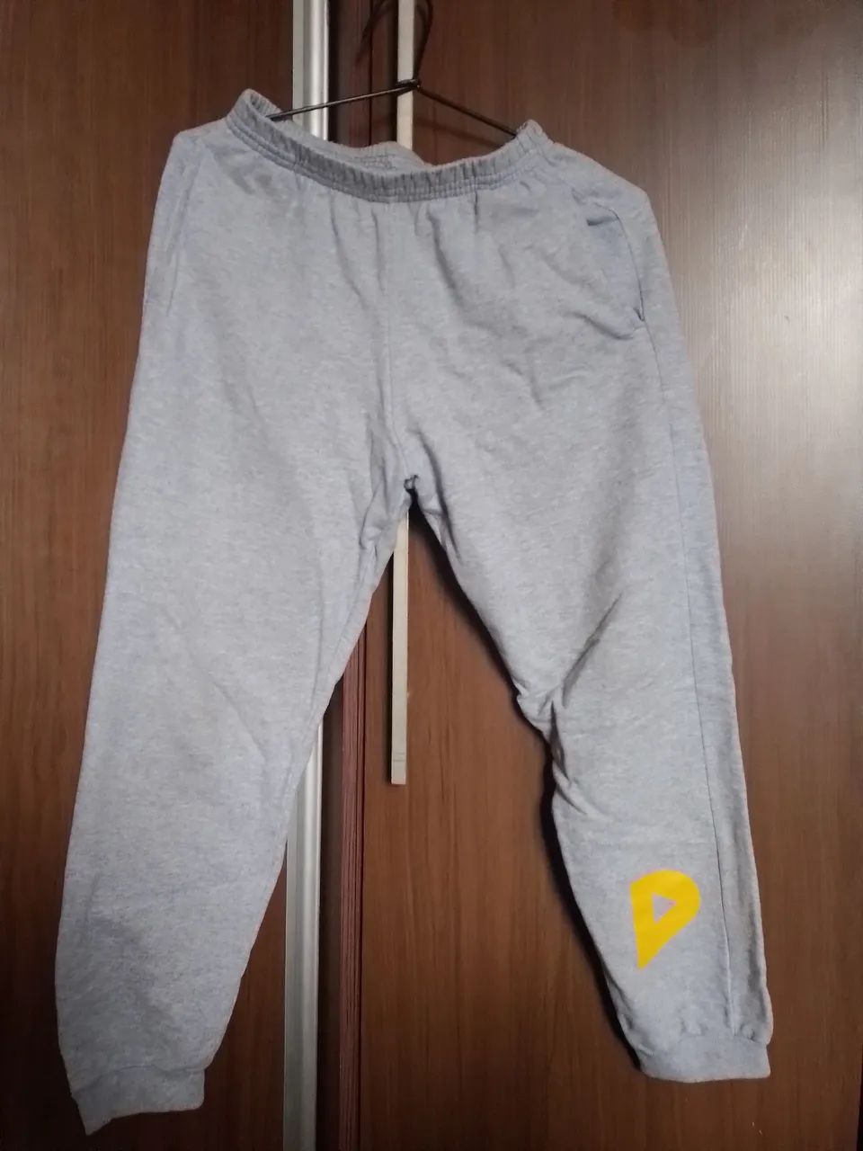 Calça moletom Pensi