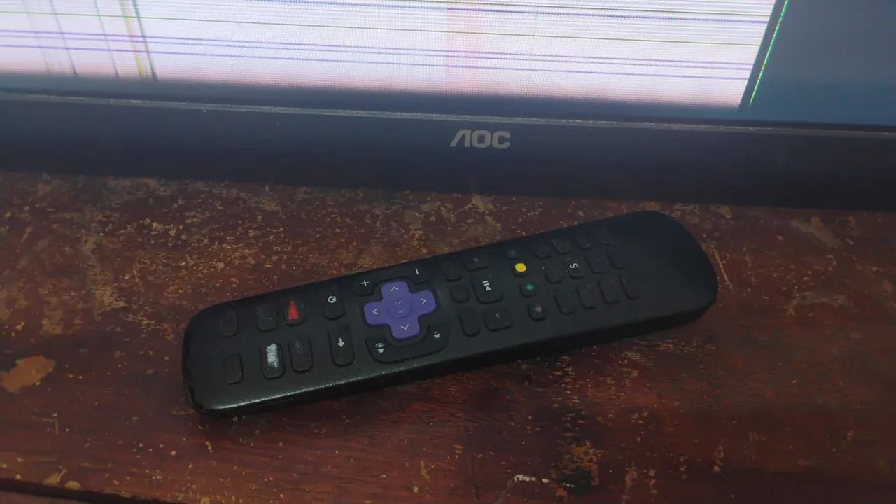 Roku Tv 36" com a tela quebrada  - Foto 3