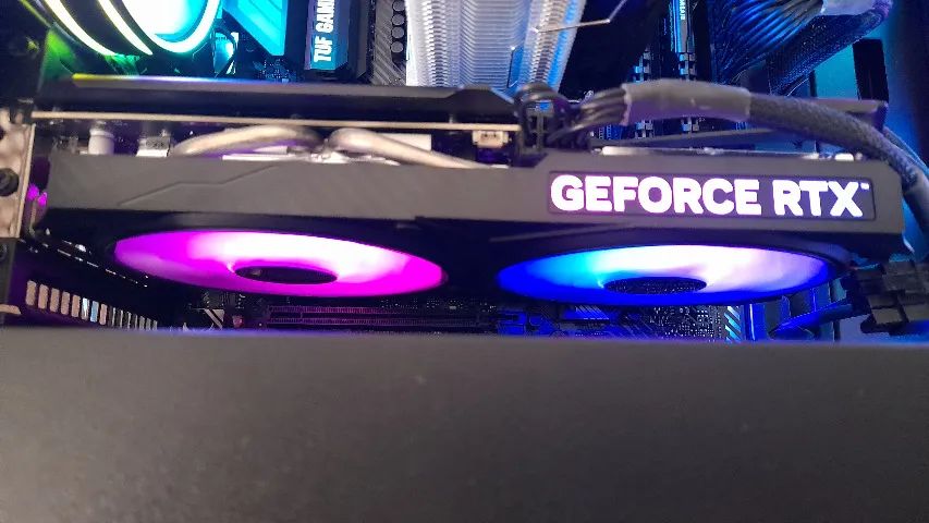 Placa de Vídeo Galax NVIDIA GeForce RTX 4060 EX 1-Click OC - Foto 3